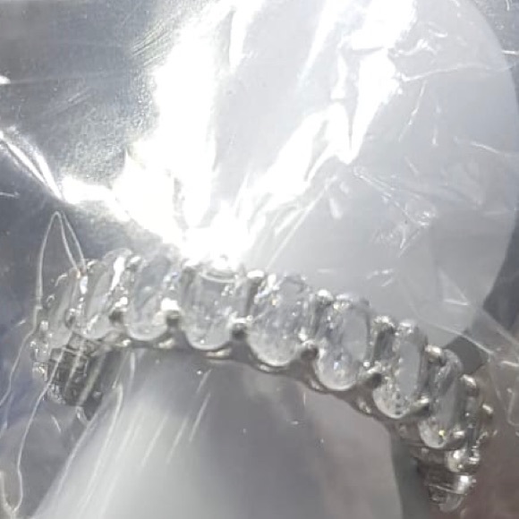 925 Silver band ring oval clear cz stones rhodium plated - Picture 7 of 8